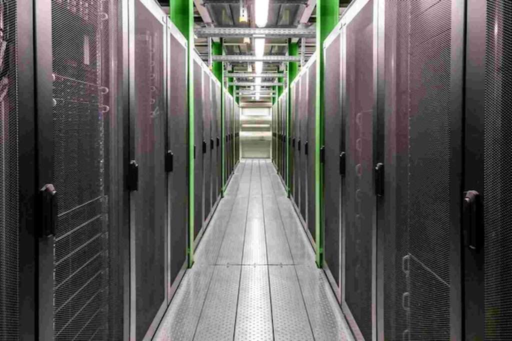 Apa yang Dimaksud dengan Komputer Server